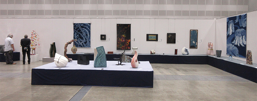 2025年5月　第79回県展　工芸部門会場風景画像（新潟展）